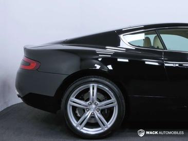 Aston Martin DB9 V12 — photo 2
