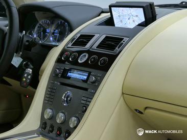 Aston Martin DB9 V12 — photo 8