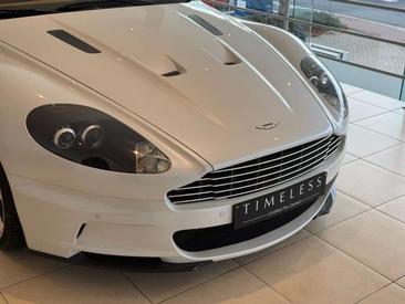 Aston Martin DBS V12 — photo 10