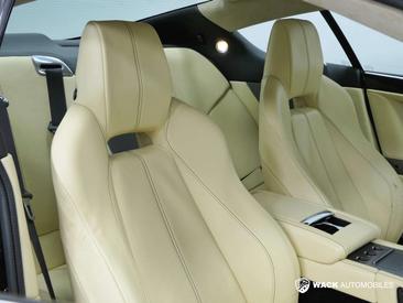 Aston Martin DB9 V12 — photo 10