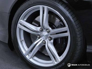 Aston Martin DB9 V12 — photo 16