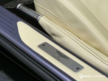 Aston Martin DB9 V12 — photo 21