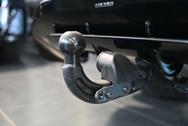 Aston Martin DBX 707 — photo 22
