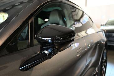 Aston Martin DBX 707 — photo 25
