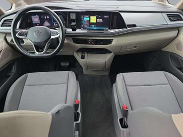 Volkswagen Multivan Van 2.0 TDI — photo 10