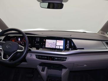 Volkswagen Multivan Van 2.0 TSI — photo 8