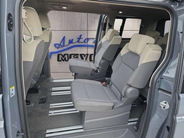 Volkswagen Multivan Van 2.0 TDI — photo 13