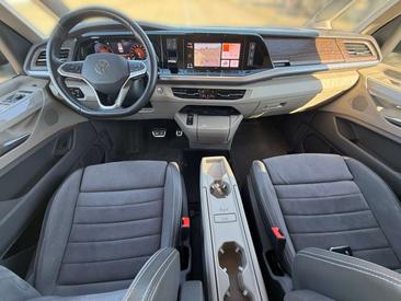 Volkswagen Multivan Van 2.0 TDI — photo 7