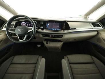 Volkswagen Multivan Van 2.0 TSI — photo 3