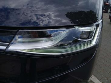 Volkswagen Multivan Van 2.0 TDI — photo 6