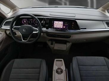 Volkswagen Multivan Van 2.0 TDI — photo 12