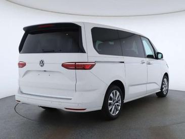 Volkswagen Multivan Van 2.0 TDI — photo 2