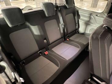 Volkswagen Multivan Van 2.0 TDI — photo 10