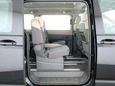 Volkswagen Multivan Van 2.0 TDI