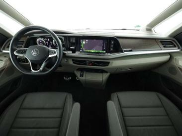 Volkswagen Multivan Van 2.0 TDI — photo 5