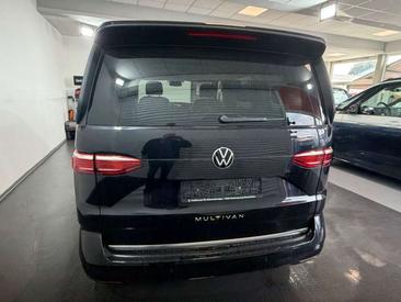 Volkswagen Multivan Van 2.0 TDI — photo 7