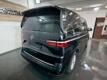 Volkswagen Multivan Van 2.0 TDI — photo 8