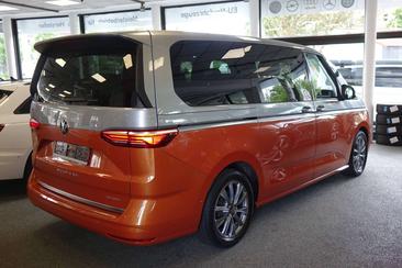 Volkswagen Multivan Van 1.5 TSI — photo 4