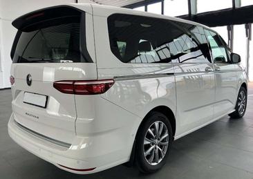 Volkswagen Multivan Van 2.0 TDI — photo 2