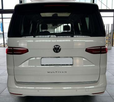 Volkswagen Multivan Van 2.0 TDI — photo 4