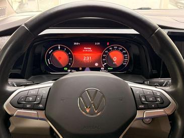Volkswagen Multivan Van EHybrid — photo 11
