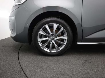 Volkswagen Multivan Van 2.0 TDI — photo 14