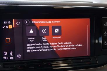 Volkswagen Multivan Van 1.5 TSI — photo 12