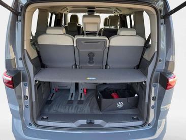 Volkswagen Multivan Van 2.0 TDI — photo 13