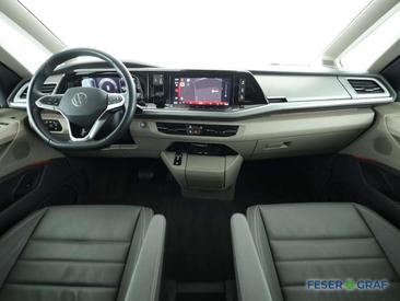 Volkswagen Multivan Van 2.0 TDI — photo 4