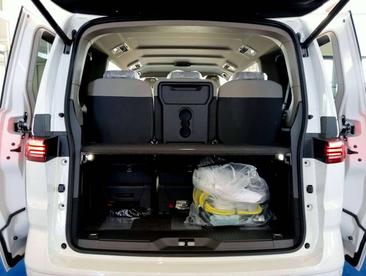 Volkswagen Multivan Van EHybrid — photo 8