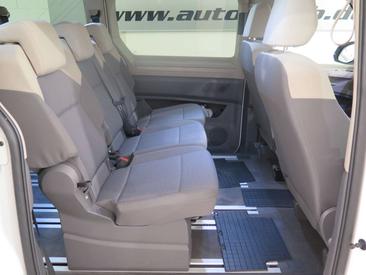 Volkswagen Multivan Van 2.0 TDI — photo 13