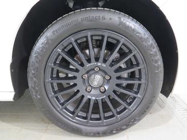 Volkswagen Multivan Van 2.0 TDI — photo 14