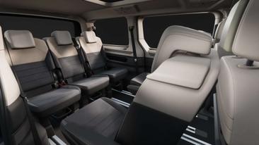 Volkswagen Multivan Van 2.0 TDI — photo 10