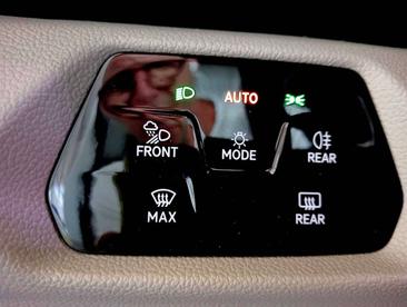 Volkswagen Multivan Van EHybrid — photo 29