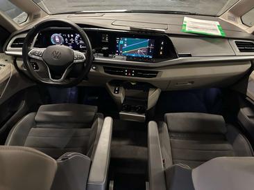 Volkswagen Multivan Van 2.0 TDI — photo 12