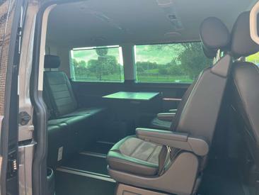 Volkswagen Multivan Van 2.0 TDI — photo 7
