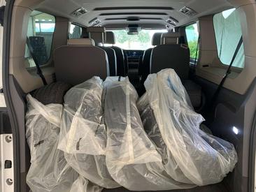 Volkswagen Multivan Van 2.0 TDI — photo 6