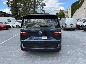 Volkswagen Multivan Van 2.0 TDI — photo 5