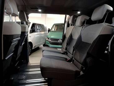 Volkswagen Multivan Van 2.0 TDI — photo 9