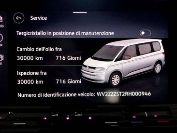 Volkswagen Multivan Van 2.0 TDI — photo 12