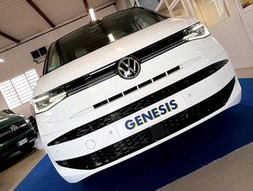Volkswagen Multivan Van 2.0 TDI — photo 16