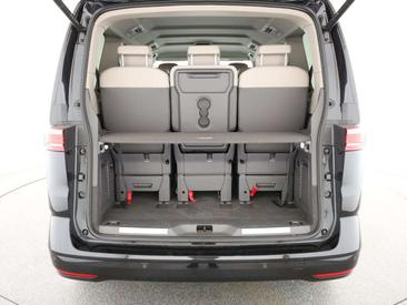 Volkswagen Multivan Van 2.0 TDI — photo 8