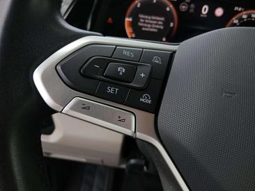 Volkswagen Multivan Van 2.0 TDI — photo 13