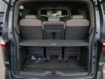 Volkswagen Multivan Van 2.0 TDI — photo 19