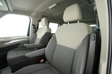 Volkswagen Multivan TDI Life — photo 13