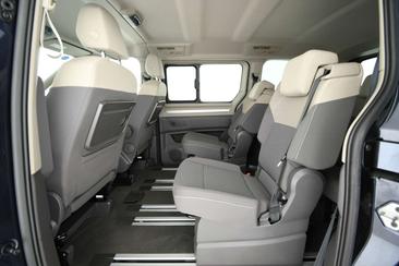 Volkswagen Multivan TDI Life — photo 16
