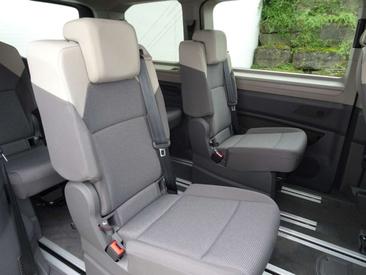 Volkswagen Multivan — photo 21