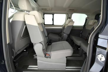 Volkswagen Multivan TDI Life — photo 20