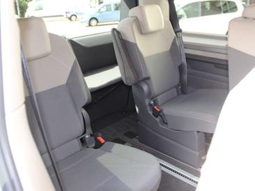 Volkswagen Multivan Van 2.0 TSI — photo 9