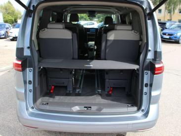 Volkswagen Multivan Van 2.0 TSI — photo 11
